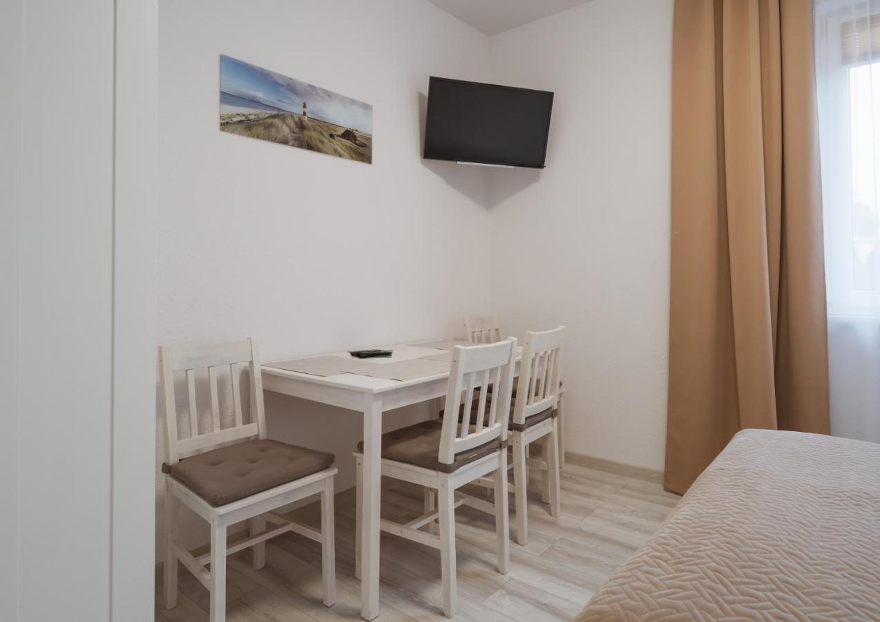 apartament dla 4 osób blisko morza Niechorze Exterior foto