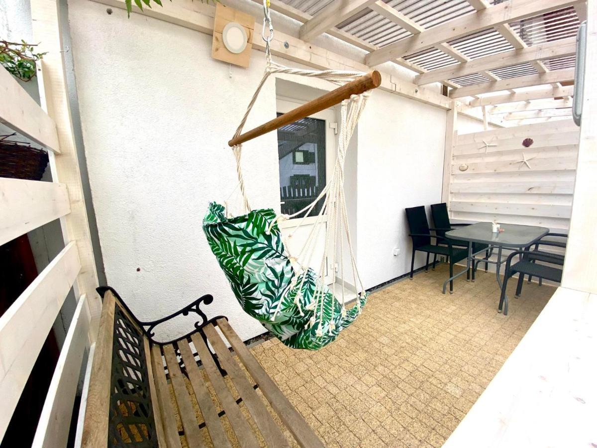 apartament dla 4 osób blisko morza Niechorze Exterior foto